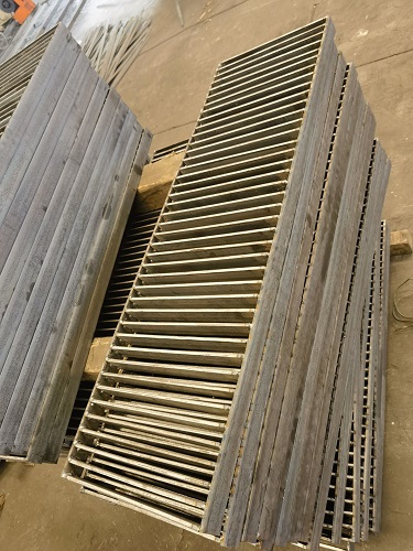 鋼格柵鋼格板的通風和污水處理的應用