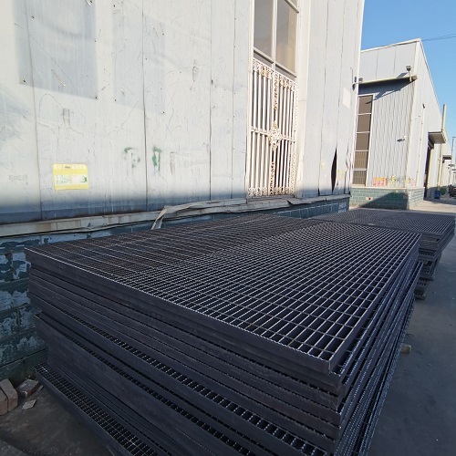 排水溝蓋板鋼格柵的詳細規格解析與應用場景