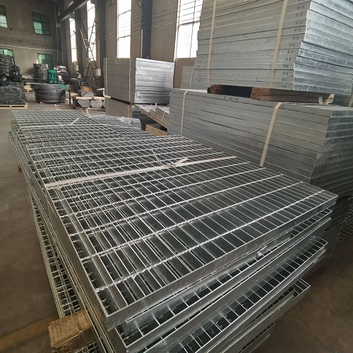 污水處理廠鋼格板如何選？防滑耐腐是關鍵！