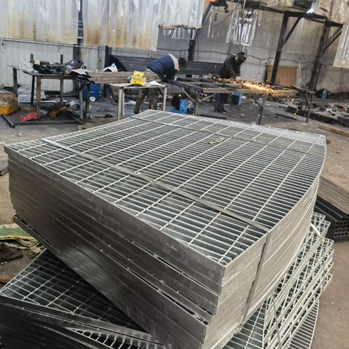 鋼格柵板市場格局正在發(fā)生變化，這些信號要關(guān)注