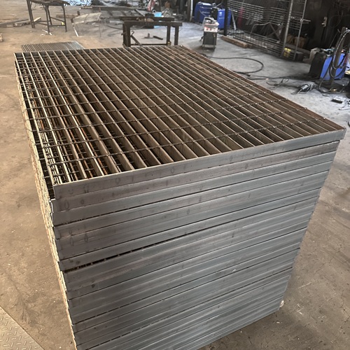 鋼格柵板排水效果差的原因和改善辦法